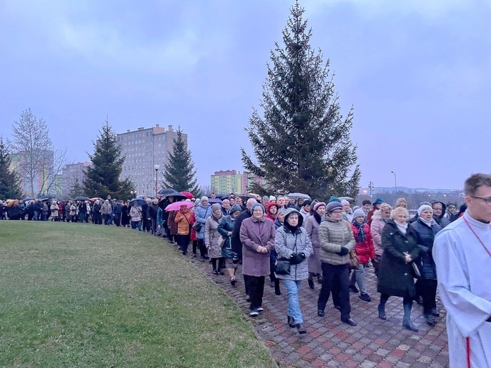 Wigilia Paschalna w parafiach diecezji świdnickiej