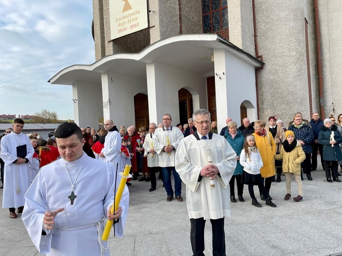 Wigilia Paschalna w parafiach diecezji świdnickiej