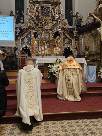 Wigilia Paschalna w parafiach diecezji świdnickiej