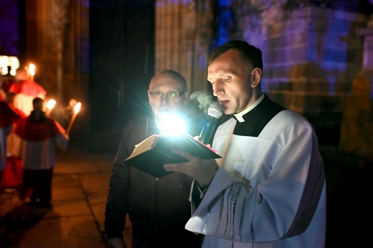 Wigilia Paschalna w świdnickiej katedrze