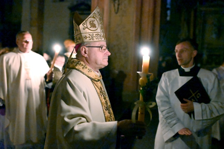Wigilia Paschalna w świdnickiej katedrze