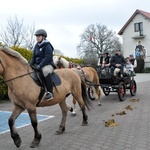 Wielkanocna procesja konna w Żędowicach