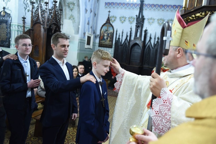 Bierzmowanie w Rzepienniku Biskupim