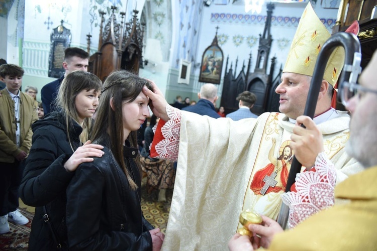 Bierzmowanie w Rzepienniku Biskupim