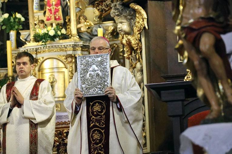 Katedralna suma w Poniedziałek Wielkanocny