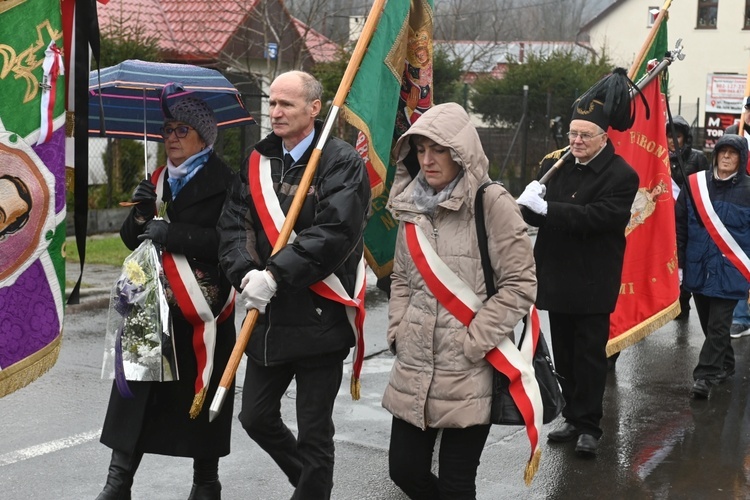 Pogrzeb ks. Stanisława Pająka, który służył na wałbrzyskim Poniatowie 43 lata