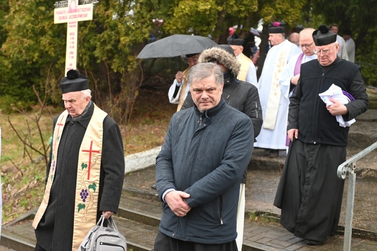 Pogrzeb ks. Stanisława Pająka, który służył na wałbrzyskim Poniatowie 43 lata