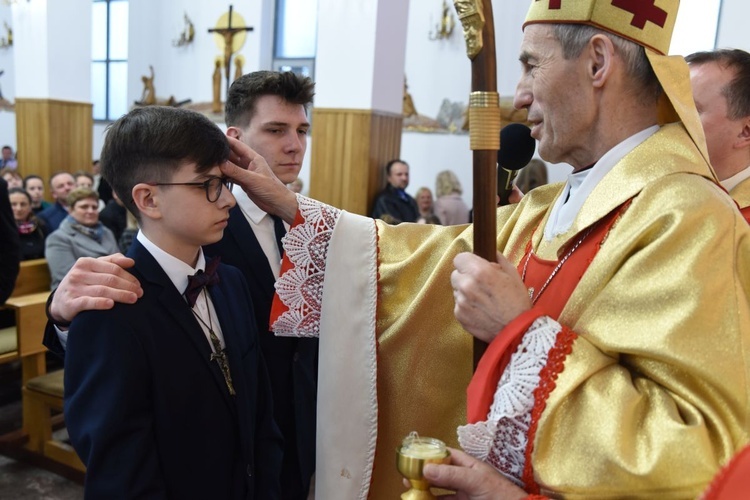 Bierzmowanie w Jurkowie koło Czchowa