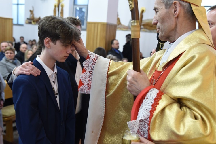 Bierzmowanie w Jurkowie koło Czchowa