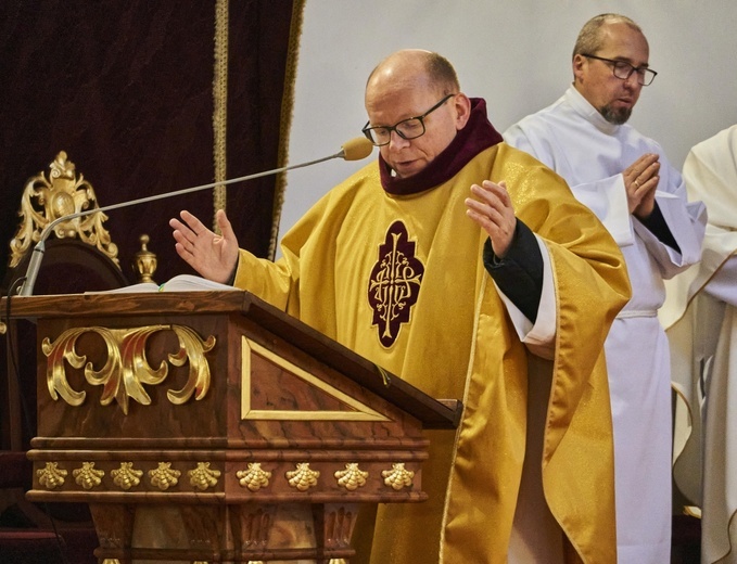 Świerki. Zawierzyli kapłanów Matce Bożej