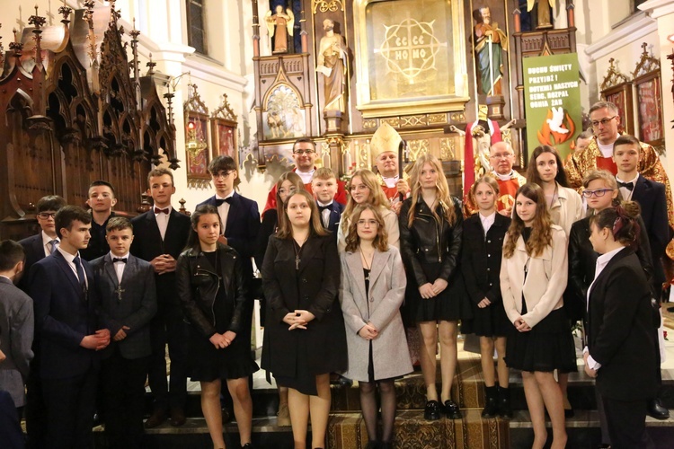 Bierzmowanie w Ciężkowicach