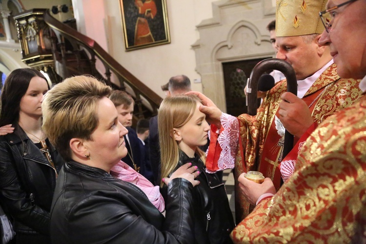 Bierzmowanie w Ciężkowicach