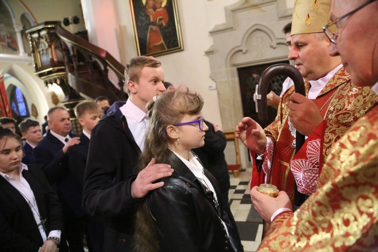 Bierzmowanie w Ciężkowicach