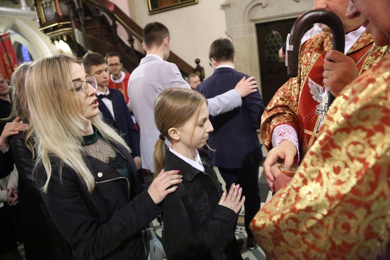 Bierzmowanie w Ciężkowicach
