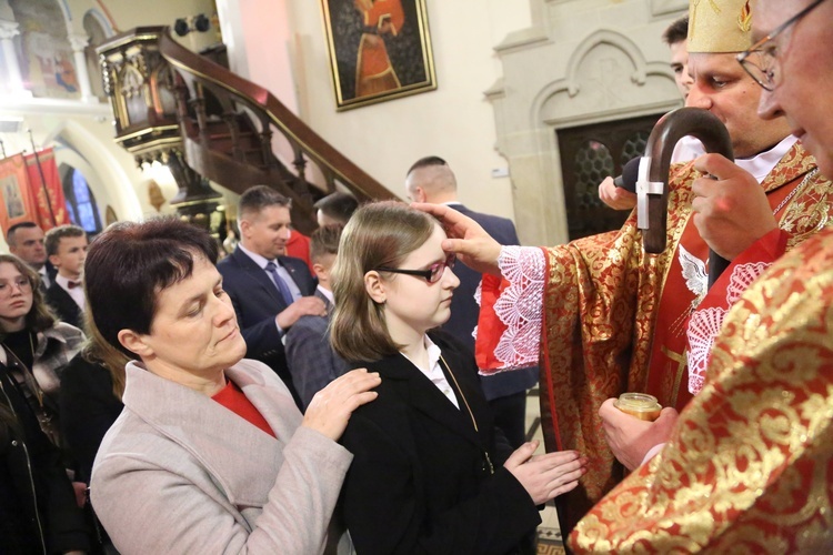 Bierzmowanie w Ciężkowicach