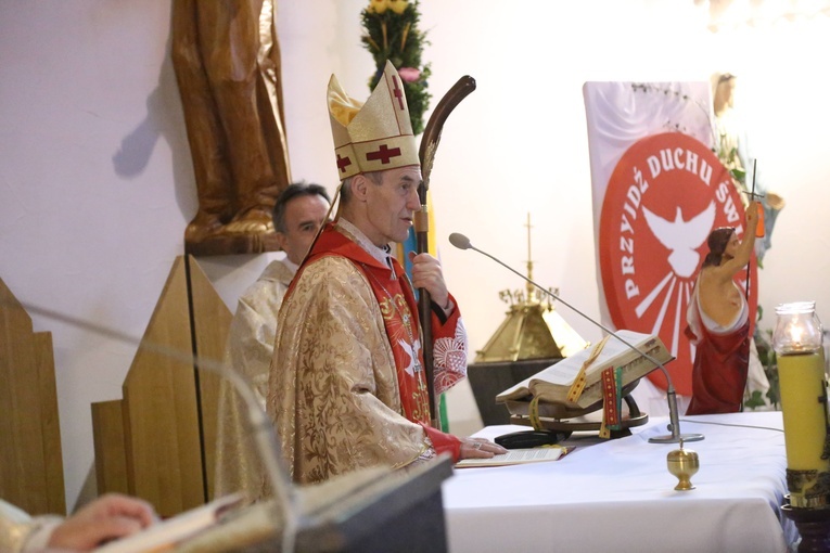 Bierzmowanie w Roztoce