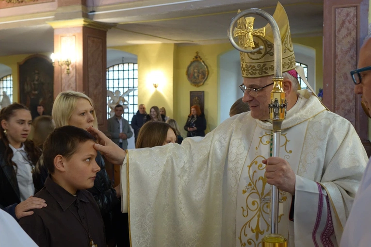 Bierzmowanie w Walimiu