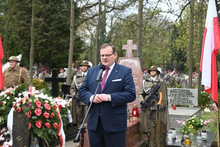 Obchody 15 rocznicy śmierci o. Adama Studzińskiego (1911-2008) cz. 1