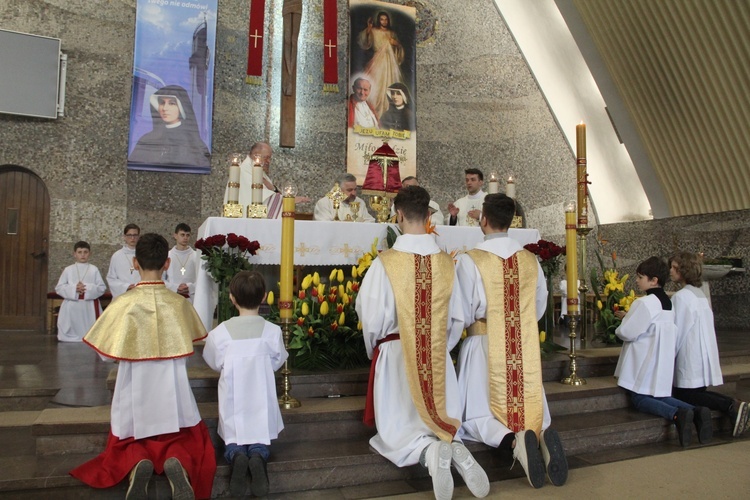 Kamionka Wielka. Wprowadzenie relikwii św. Faustyny