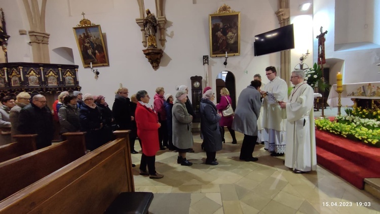 Odebranie i wprowadzenie relikwii św. Faustyny do kościoła św. Michała Archanioła w Bystrzycy Kłodzkiej