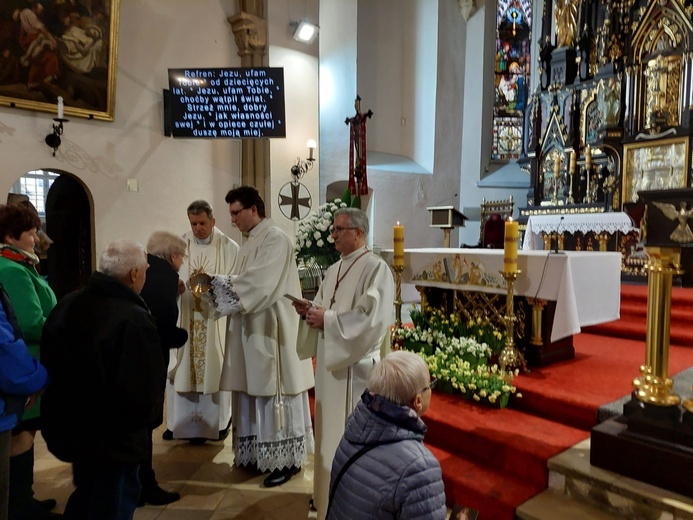 Odebranie i wprowadzenie relikwii św. Faustyny do kościoła św. Michała Archanioła w Bystrzycy Kłodzkiej