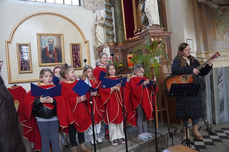 Brzeg. Spokrewnieni z Miłosierdziem