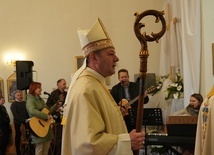 Bp Piotr Wawrzynek we Wrocławiu-Pawłowicach