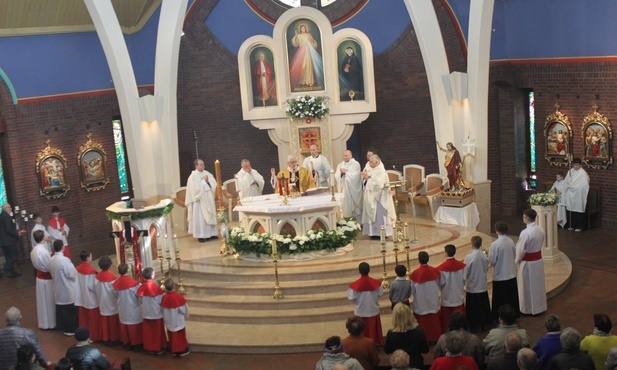 Abp Skworc w Święto Miłosierdzia: Starajmy się być apostołami Bożego Miłosierdzia