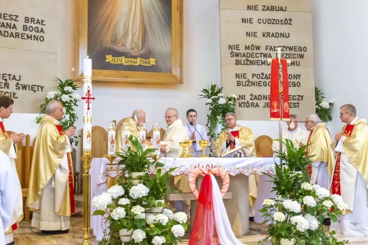 Msza św. odpustowa w parafii Miłosierdzia Bożego w Kudowie-Zdroju
