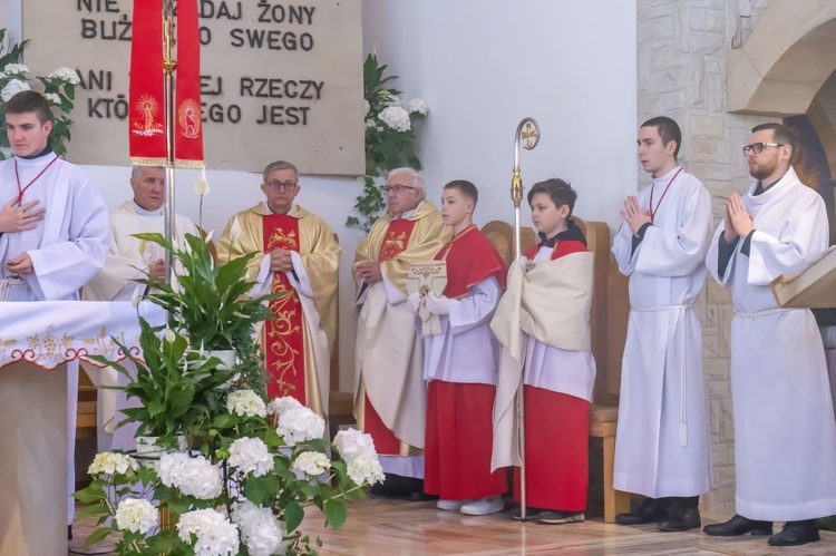 Msza św. odpustowa w parafii Miłosierdzia Bożego w Kudowie-Zdroju