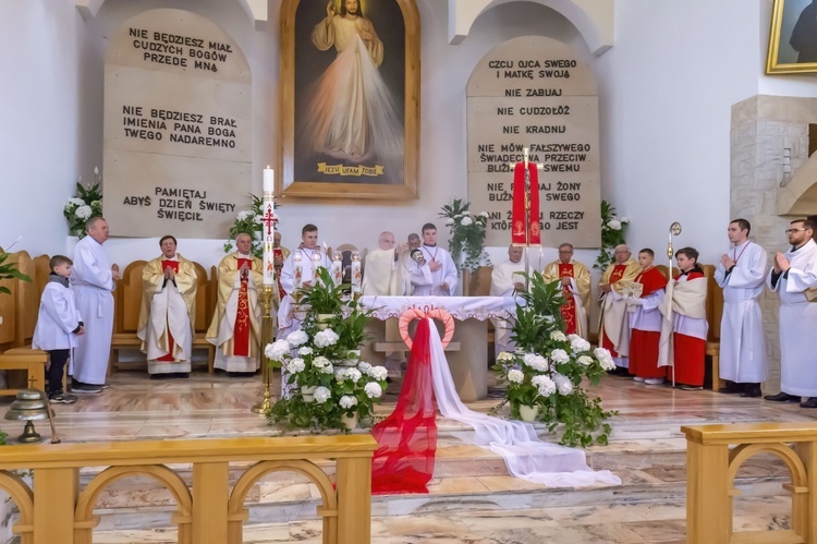 Msza św. odpustowa w parafii Miłosierdzia Bożego w Kudowie-Zdroju