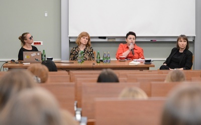 Konferencja pt. "Gdyby chciała to by odeszła"