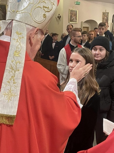 Świebodzice. Bierzmowanie u świętych ap. Piotra i Pawła