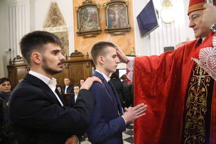 Bierzmowanie u św. Mateusza 