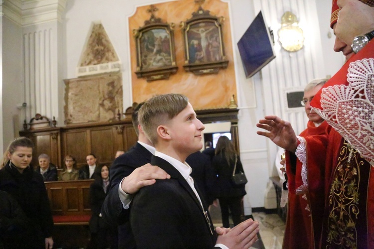 Bierzmowanie u św. Mateusza 