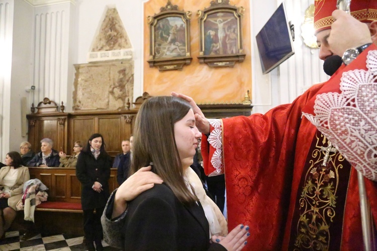 Bierzmowanie u św. Mateusza 