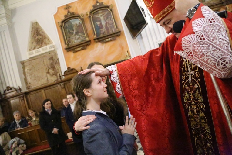 Bierzmowanie u św. Mateusza 