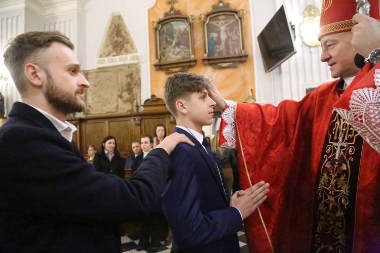 Bierzmowanie u św. Mateusza 