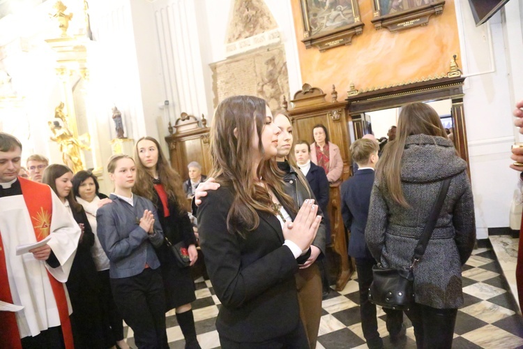 Bierzmowanie u św. Mateusza 