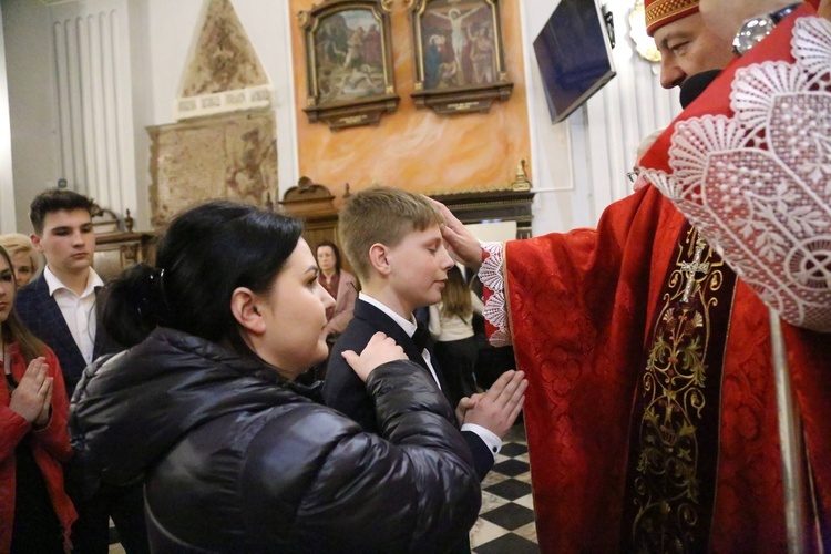 Bierzmowanie u św. Mateusza 