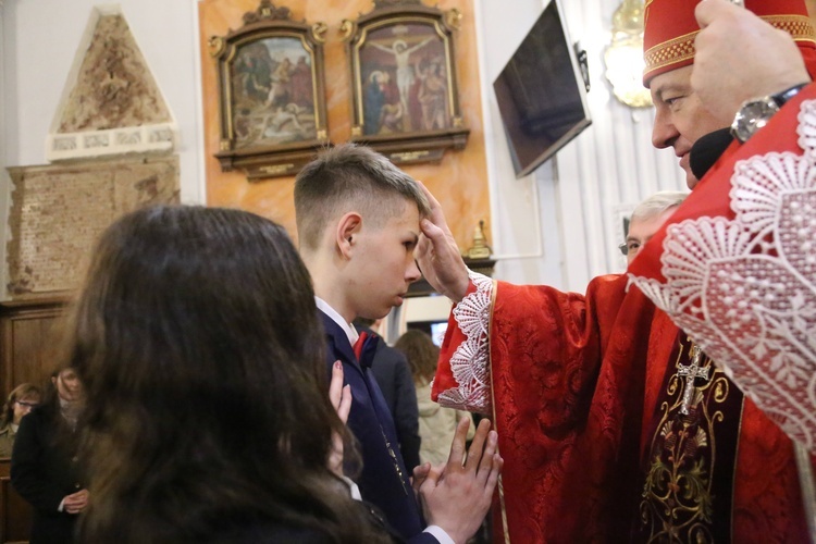 Bierzmowanie u św. Mateusza 