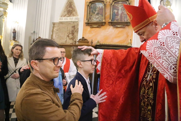 Bierzmowanie u św. Mateusza 