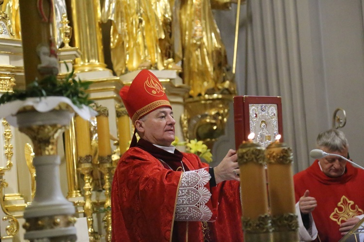Bierzmowanie u św. Mateusza 