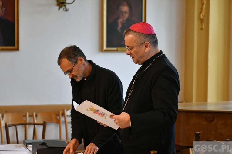 Spotkanie rady kapłańskiej w Paradyżu