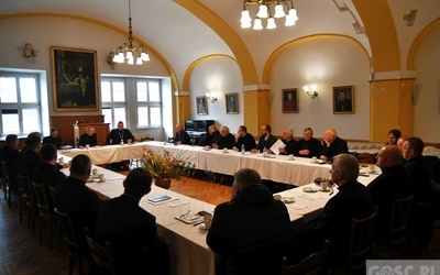 Spotkanie rady kapłańskiej w Paradyżu