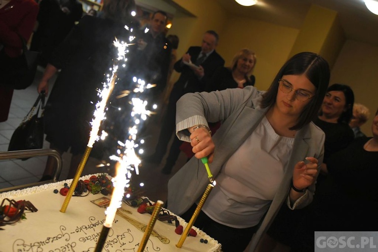 Statuetki "Człowiek Człowiekowi" wręczone