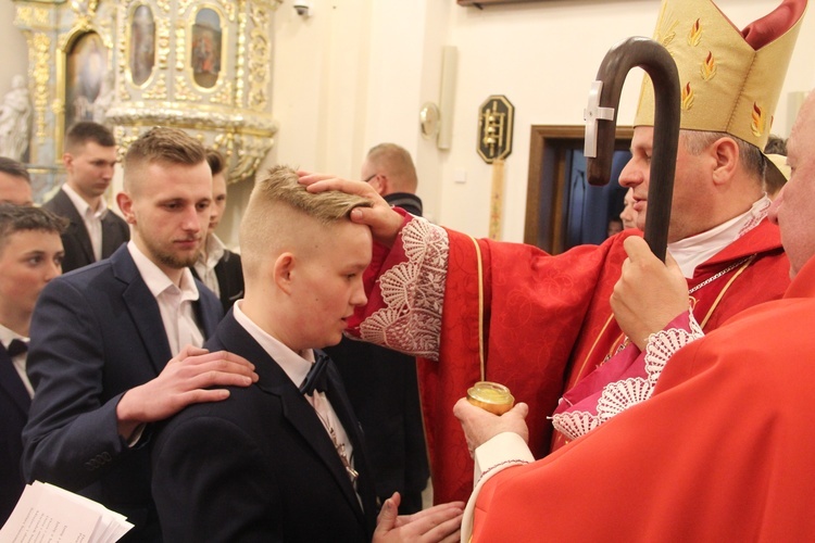 Bierzmowanie w Muszynie