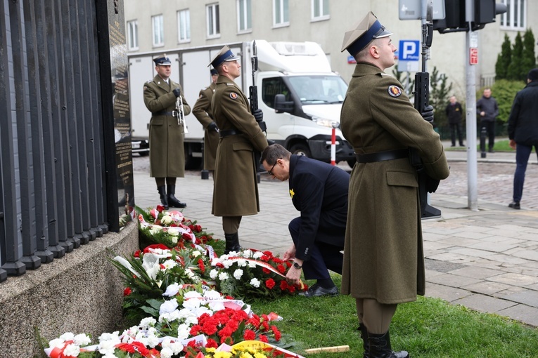 Morawiecki: Symbolem powstania w getcie były dwie powiewające flagi: polska i żydowska