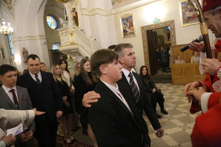 Bierzmowanie w Rzezawie