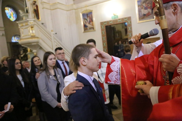 Bierzmowanie w Rzezawie